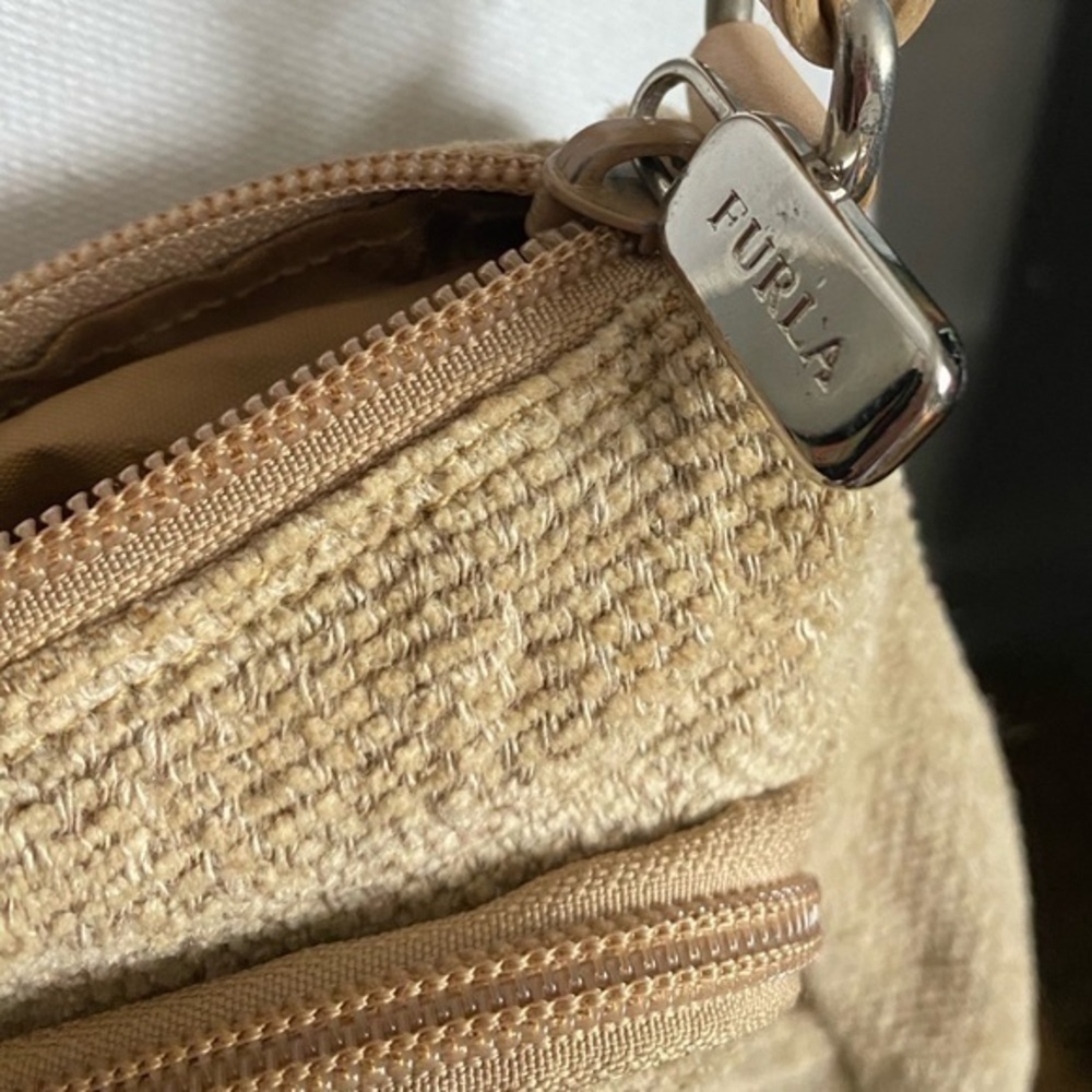 Furla • Tan Woven Vintage Crossbody Messenger Bag - Picture 7 of 9